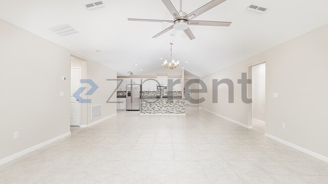 Foto del edificio - 5721 SW 92nd Pl