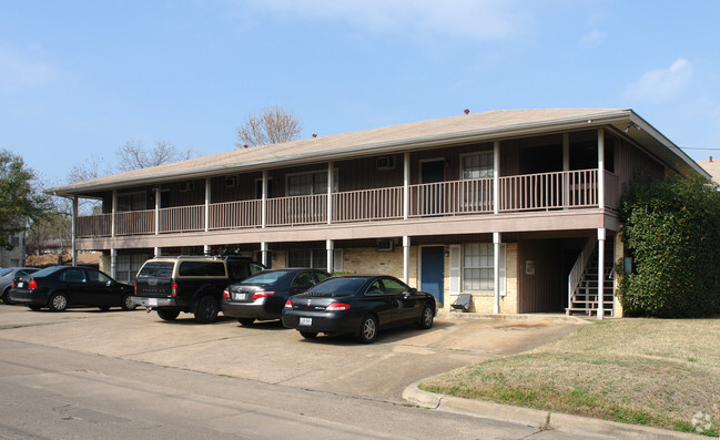 Building Photo - Braeburn Apartments