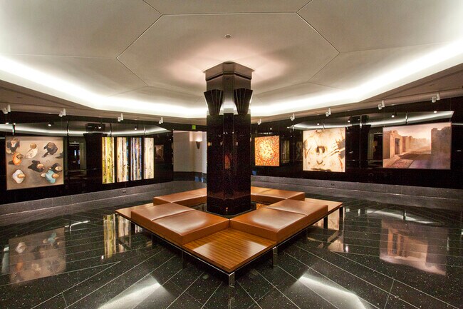 Foto del edificio - 700 Front St