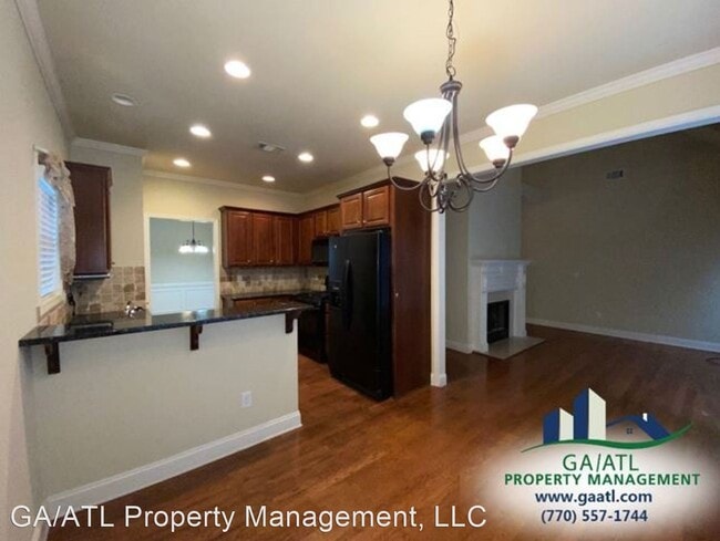 Building Photo - 2122 Retreat Ln