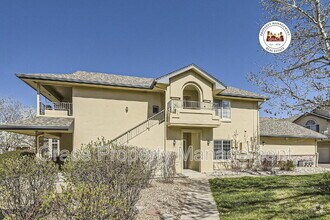 Building Photo - 8681 E Dry Creek Rd