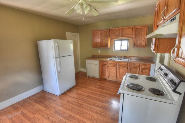 Foto del edificio - 2 Bed 1.5 Bath Single Family Home for Rent