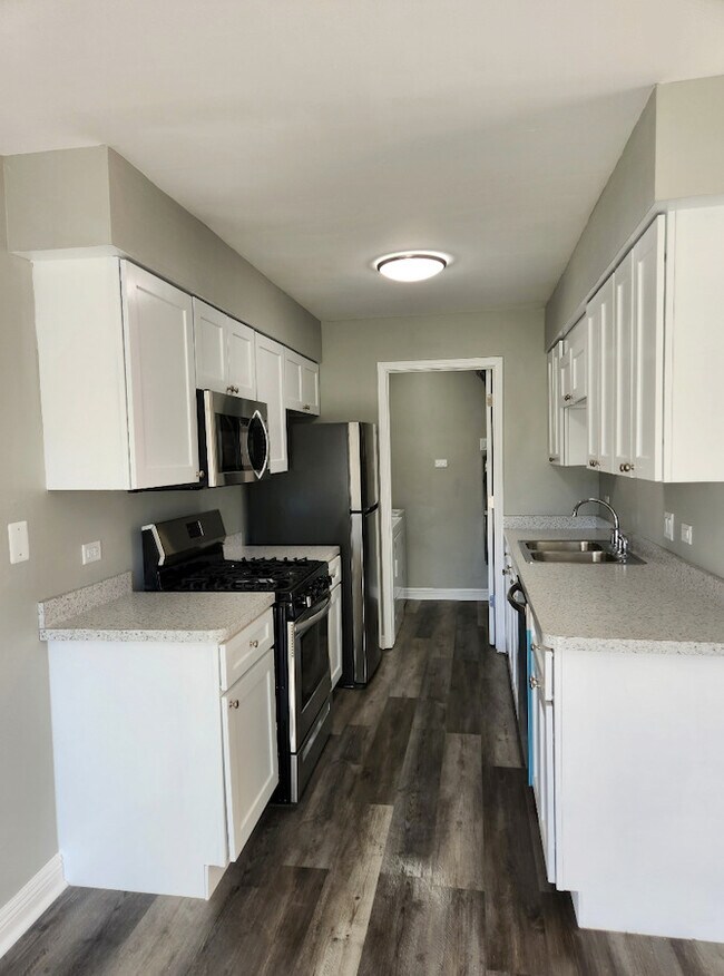 27 Churn Rd, Matteson, IL 60443 Townhome Rentals in Matteson IL