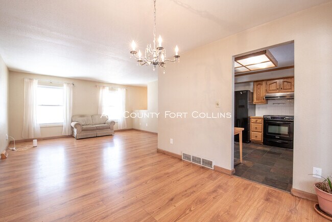 Building Photo - Great Home, Great Location!