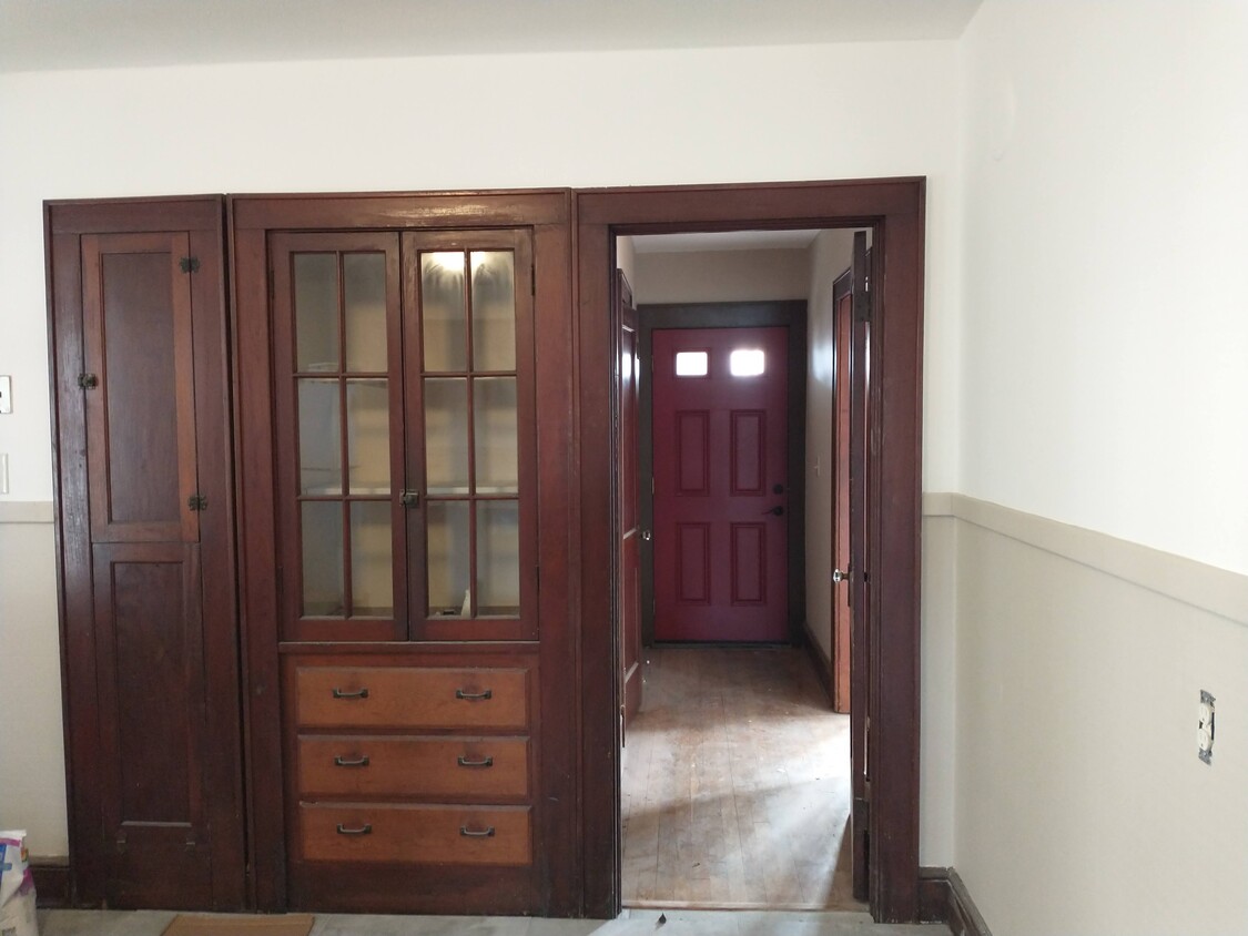 Primary Photo - 43 Ardmore St