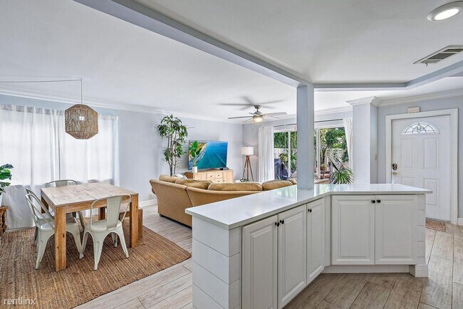 Building Photo - 2 br, 2.5 bath House - 145 Seabreeze Cir