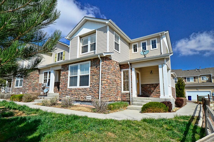 Foto principal - 7525 Sandy Springs Point