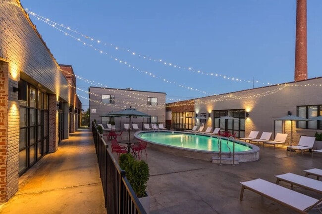 Building Photo - 1308 Roseneath Rd