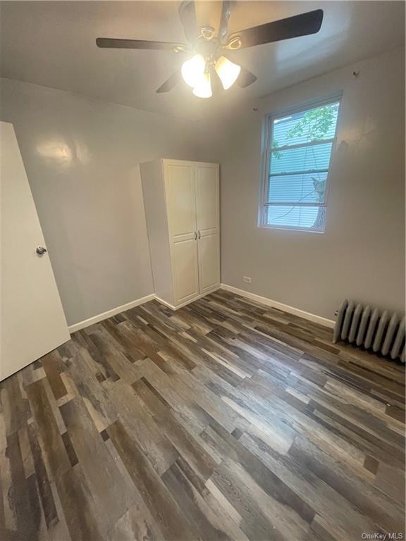 Foto del edificio - 2060 Bathgate Ave