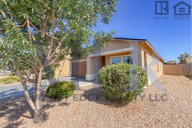 Foto del edificio - 3Bed/2Bath Home in Casa Grande! $199 MOVE-...