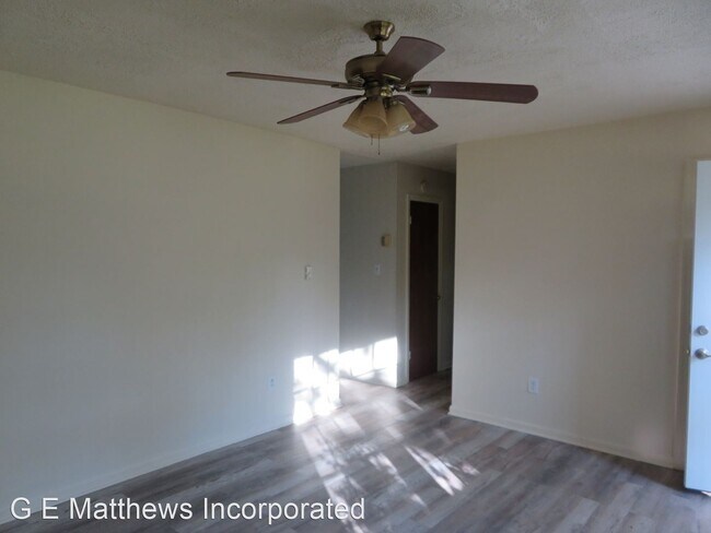 Building Photo - 3 br, 1 bath House - 18326 Southern Avenue
