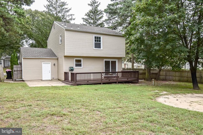 Building Photo - 26 Fox Chase Dr