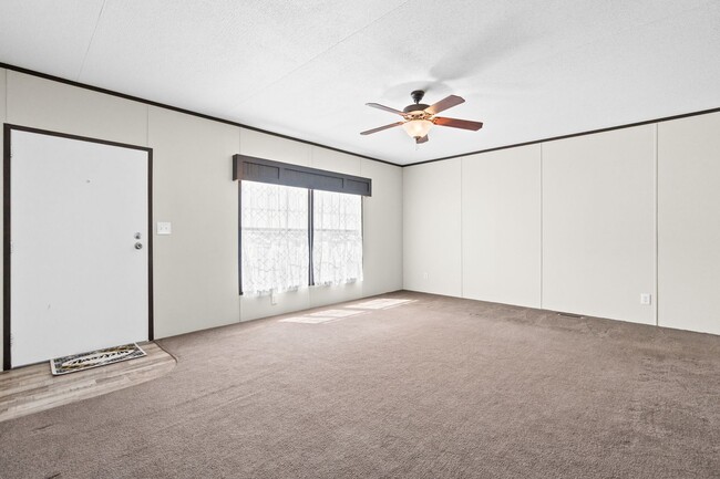 Foto del edificio - 3/2 Mobile Home on Half Acre in Adamsville