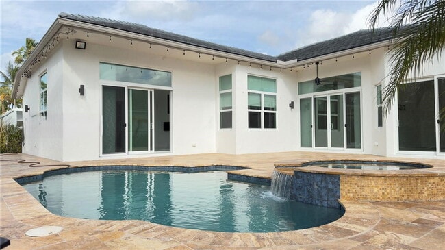 Photo - 3763 Oak Ridge Cir House