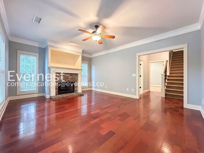 Building Photo - 9 Chimney Ln SE