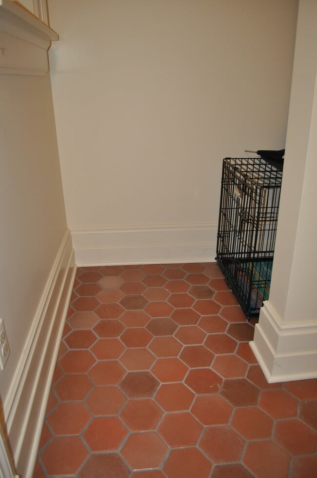 Mudroom - 428 Mount Vernon Ave