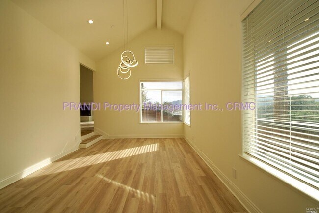 Building Photo - 30 Jacklyn Terrace