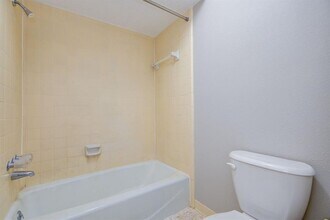 Building Photo - 11918 Glenway Dr Building Photo - 11918 Glenway Dr