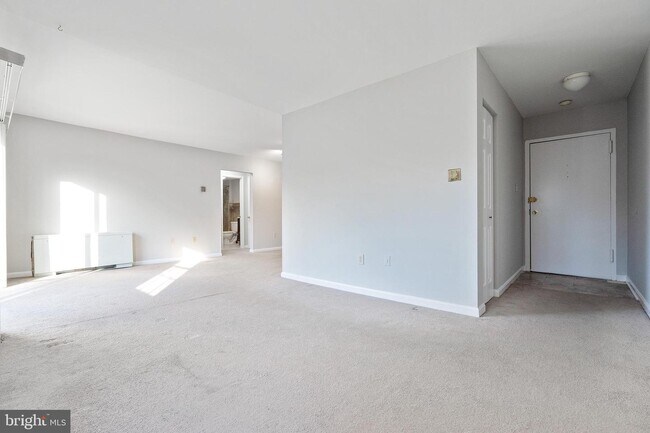 Building Photo - 4413 Romlon St