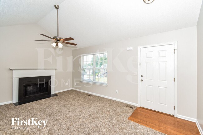 Foto del edificio - 209 Oakwood Pl