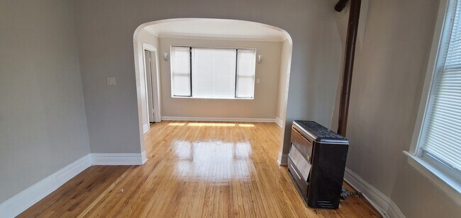 Building Photo - 3980 S Archer Ave