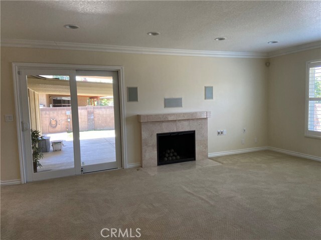 Building Photo - 1646 N Fireside St
