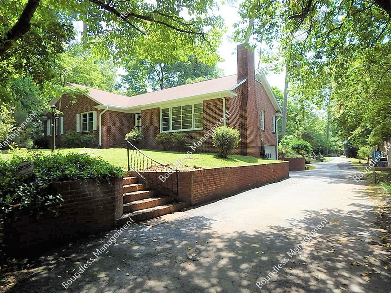 Photo - 1033 Scott Blvd