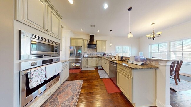 Foto del edificio - Spacious 4 Bedroom in Cypress Point at the AU Club