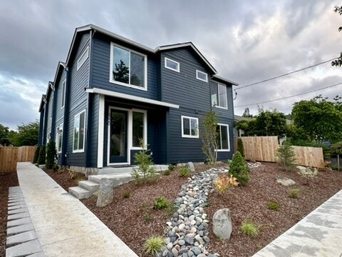 Building Photo - 6228 NE 11th Ave