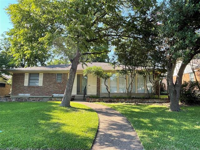 Foto del edificio - 1303 Northlake Dr