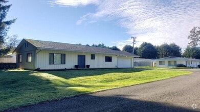 Building Photo - 1774 Bella Vista Rd