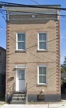 Building Photo - 19 Valley St