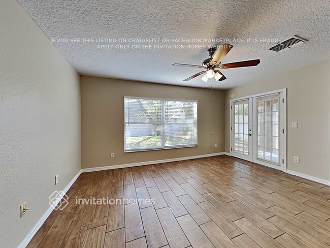 Building Photo - 15142 Quailmoor St