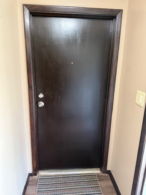 Inside entrance - 6904 Eisenhower Ave