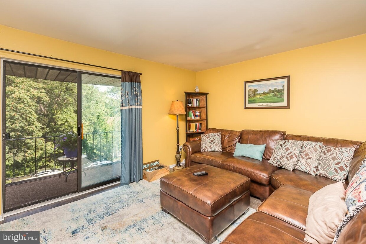 526 Gia Cir, Clifton Heights, PA 19018 House Rental in Clifton