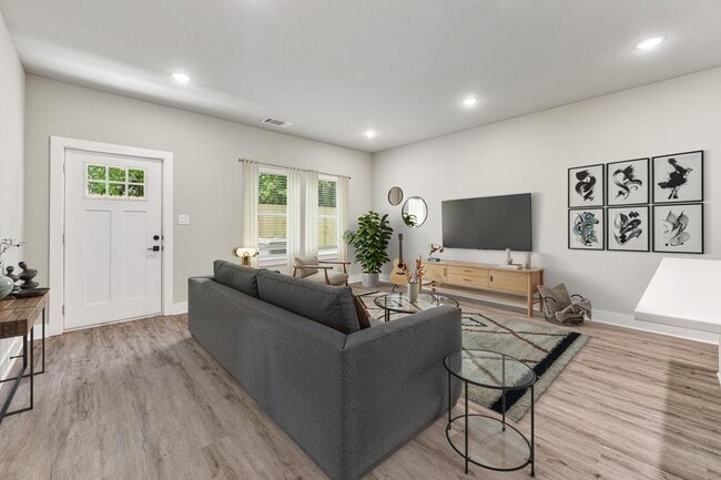 Building Photo - Tarleton Walk