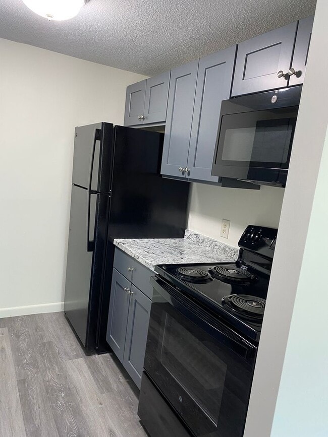 Interior Photo - Residences at Riverside