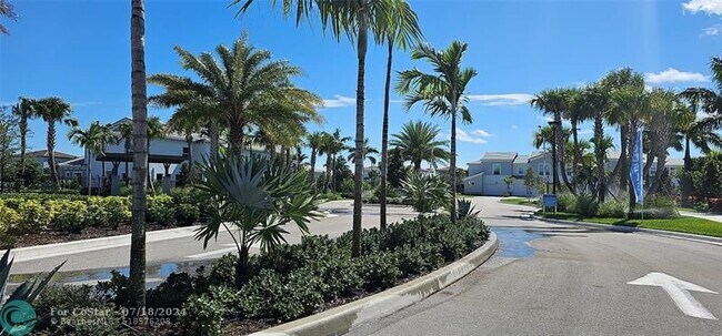 Foto del edificio - 5230 Thatcher Ct