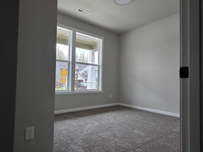 Building Photo - 738 NW 28th St