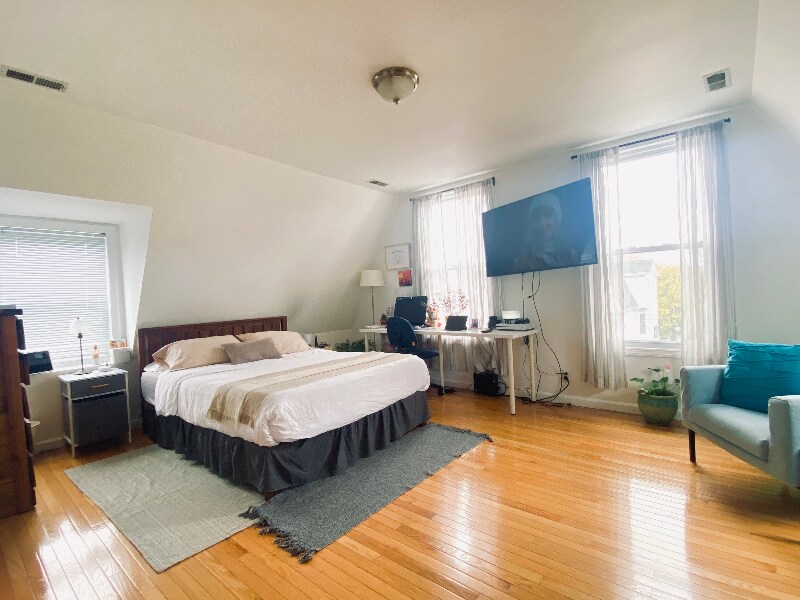 11 Duer Pl Unit Room1, Weehawken, NJ 07086 Room for Rent in