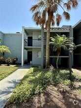 Building Photo - 2886 Somerset Park Dr