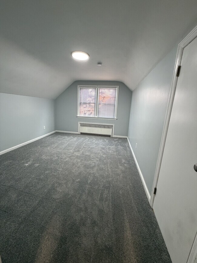 Foto del edificio - 295 Rosewood Ave