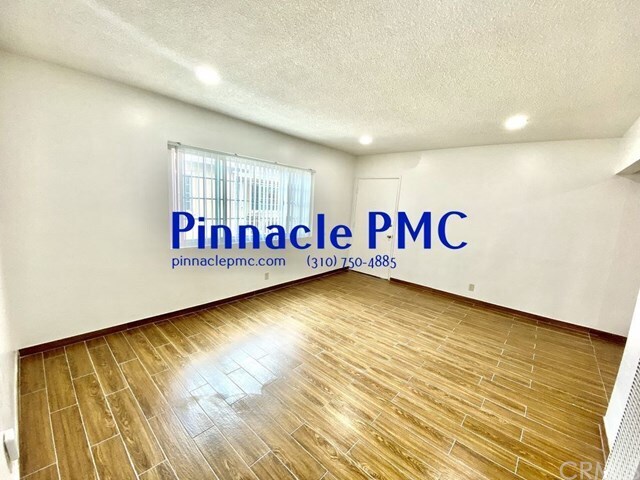Building Photo - 11917 Grevillea Ave