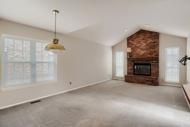 Building Photo - 5648 S Iris Way