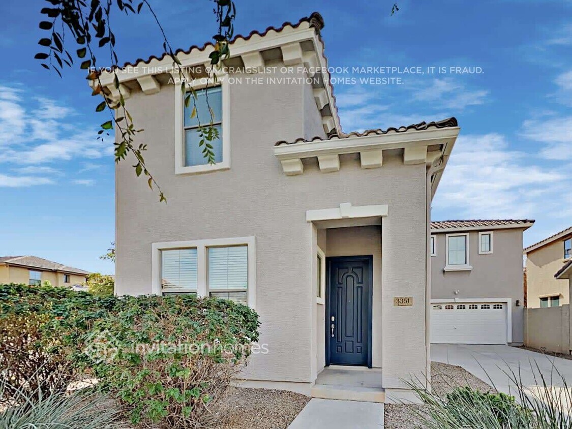 Foto principal - 3351 E Oakland St