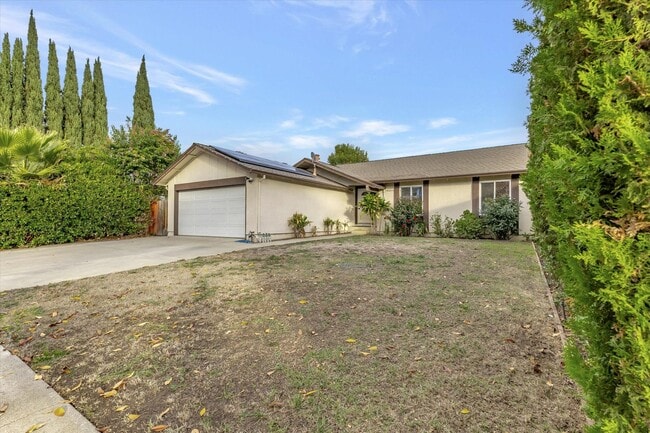 Building Photo - San Jose 4 Bedroom with Solar Power & Central A/C