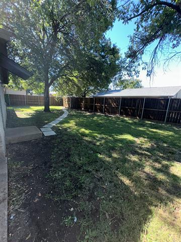 Foto del edificio - 1315 N Floyd Rd