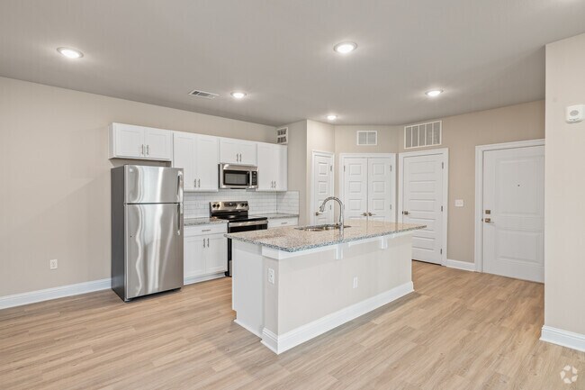 The Cove: 3BR, 2BA - Kitchen - Flats at East Bay
