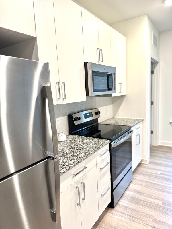 Foto del edificio - 680 Hamilton Ave SE