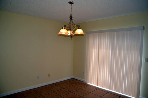 Building Photo - 616 Regency Way